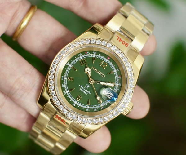 Seiko Mod Datejust 39mm Gold Diamond